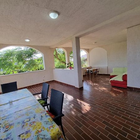 Apartment Grbac Barbat na Rabu Exterior foto