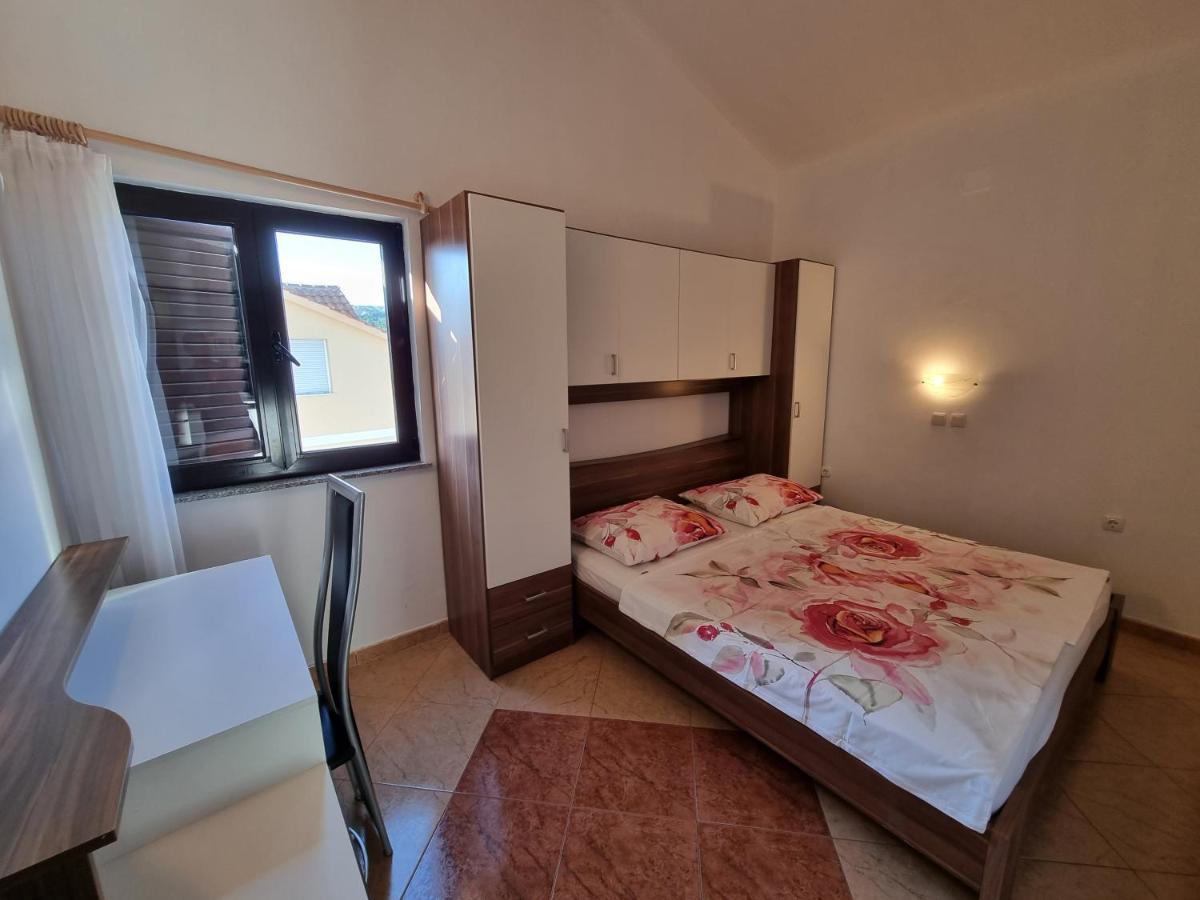 Apartment Grbac Barbat na Rabu Exterior foto